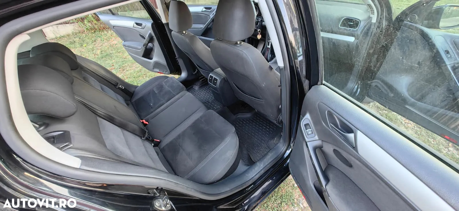 Volkswagen Golf - 4