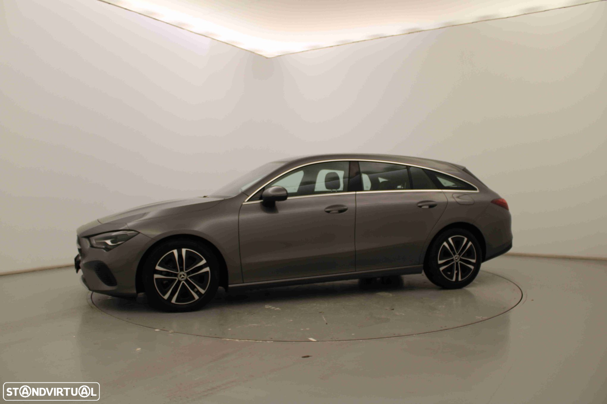 Mercedes-Benz CLA 180 d - 12