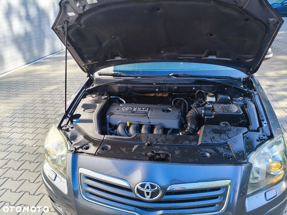 Toyota Avensis 1.8 VVT-i Luna - 5