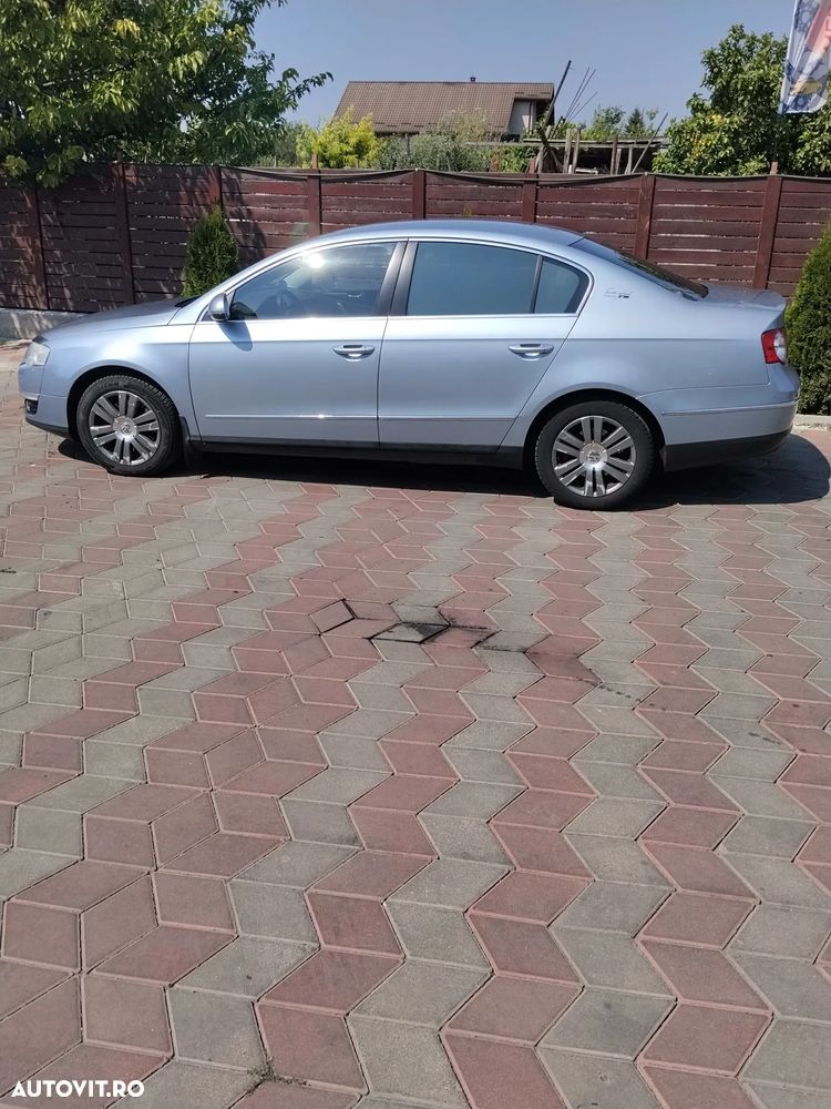 Volkswagen Passat 2.0 TDI DPF Highline - 3
