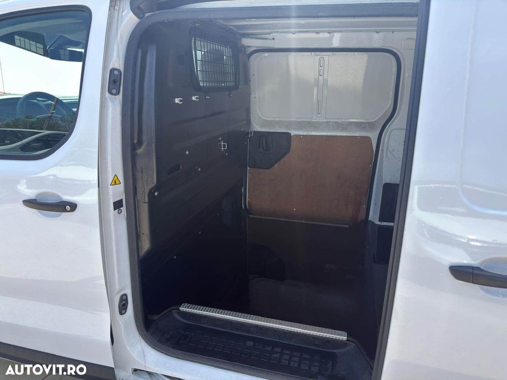 Opel Vivaro - 6