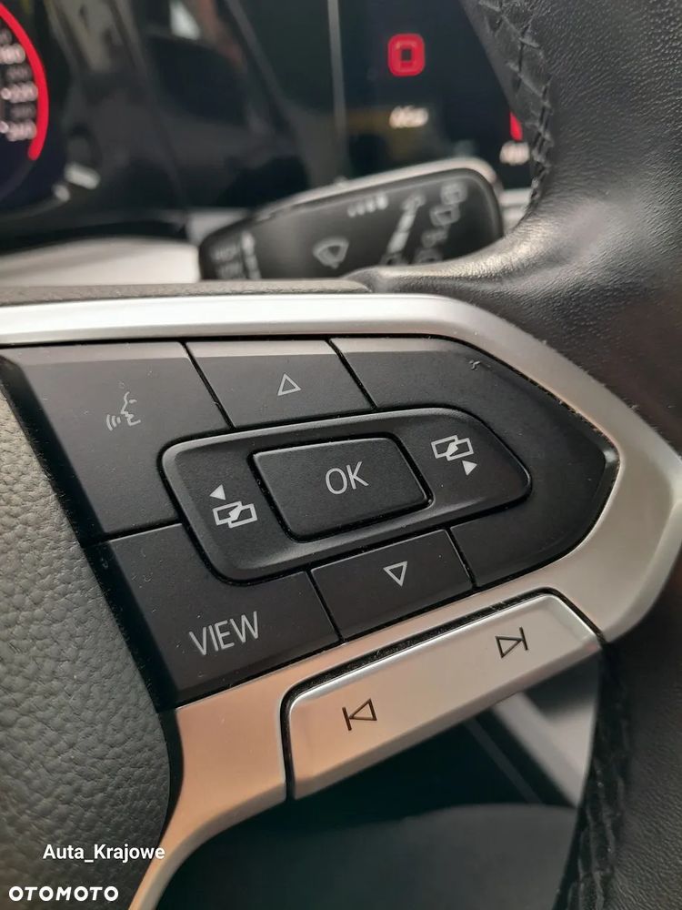 Volkswagen Golf VIII 2.0 TDI Life - 28