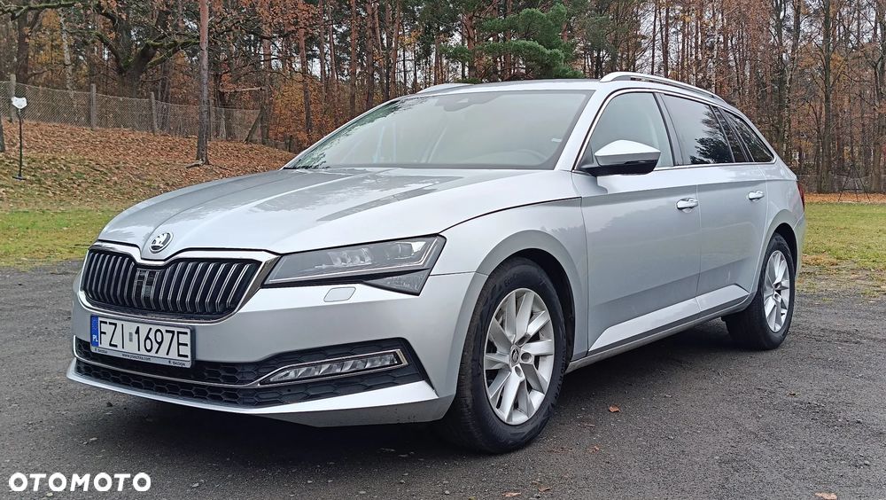 Skoda Superb 2.0 TDI DSG Premium Edition - 10