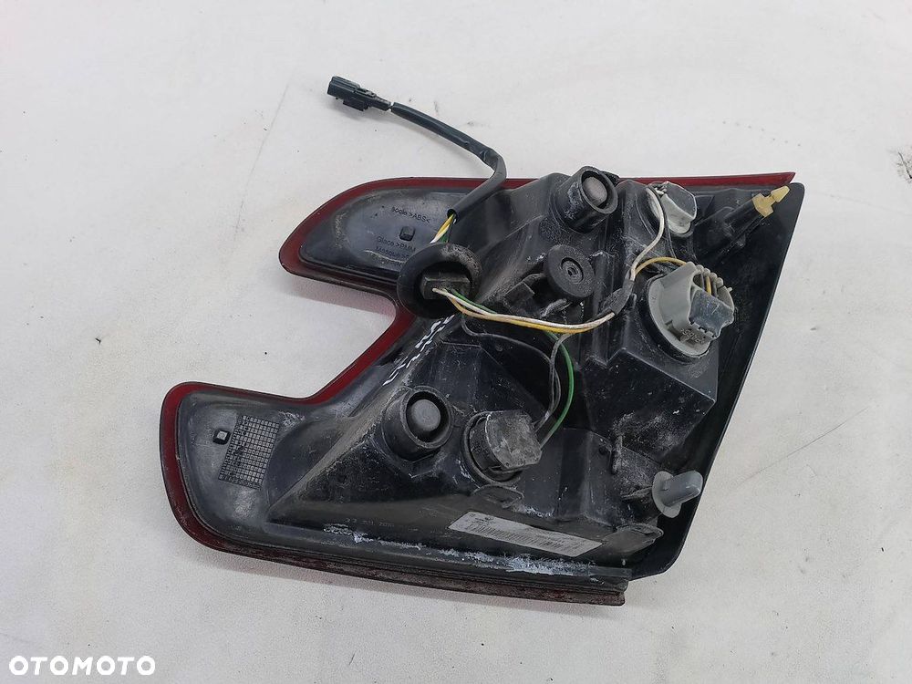 LAMPA TYLNA LEWA W KLAPE RENAULT MEGANE III 265550028R KOMBI - 4