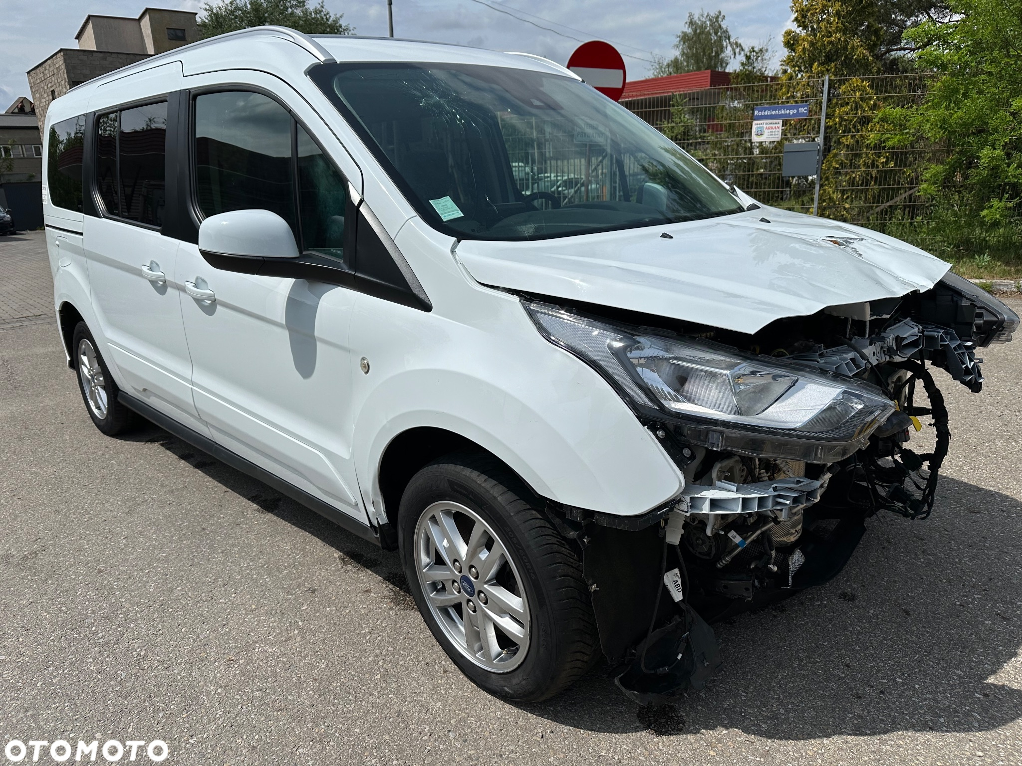 Ford Tourneo Connect Grand - 3
