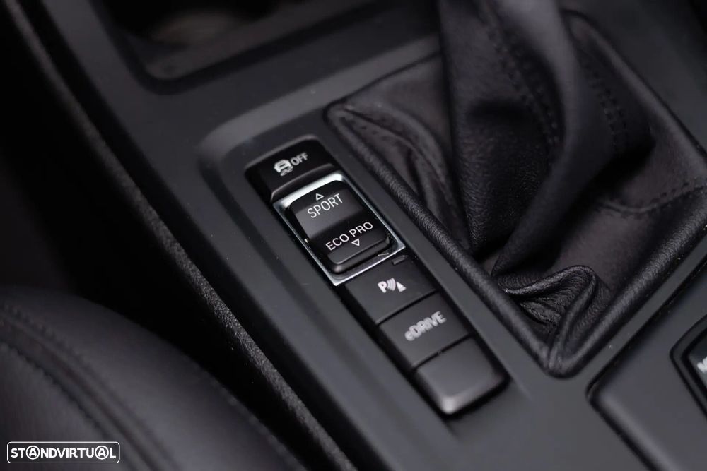 BMW X1 25 e xDrive Line Sport - 40