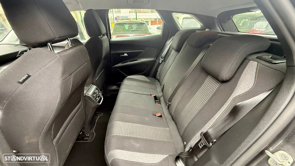 Peugeot 3008 1.2 PureTech Style - 10