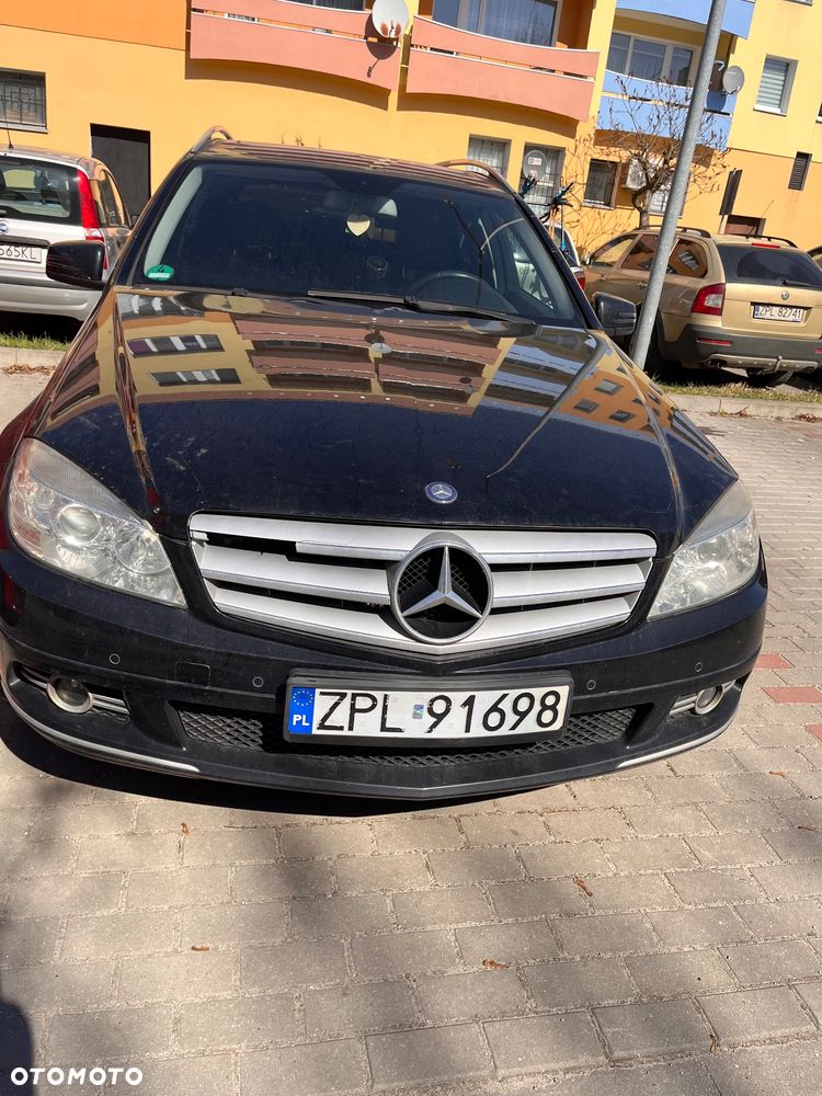 Mercedes-Benz Klasa C 180 CGI Automatik BlueEFFICIENCY Avantgarde - 1