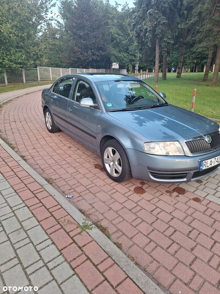 Skoda Superb 1.8T Comfort - 4