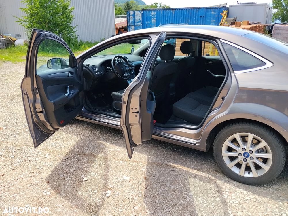 Ford Mondeo 1.6 SCTi EcoBoost Titanium - 6