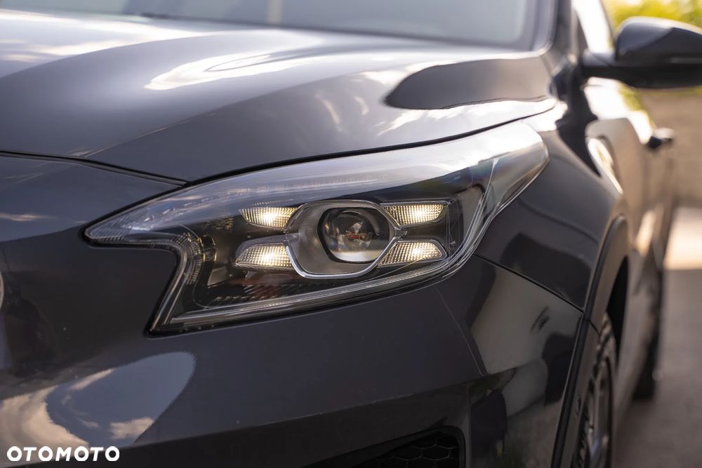 Kia XCeed - 13
