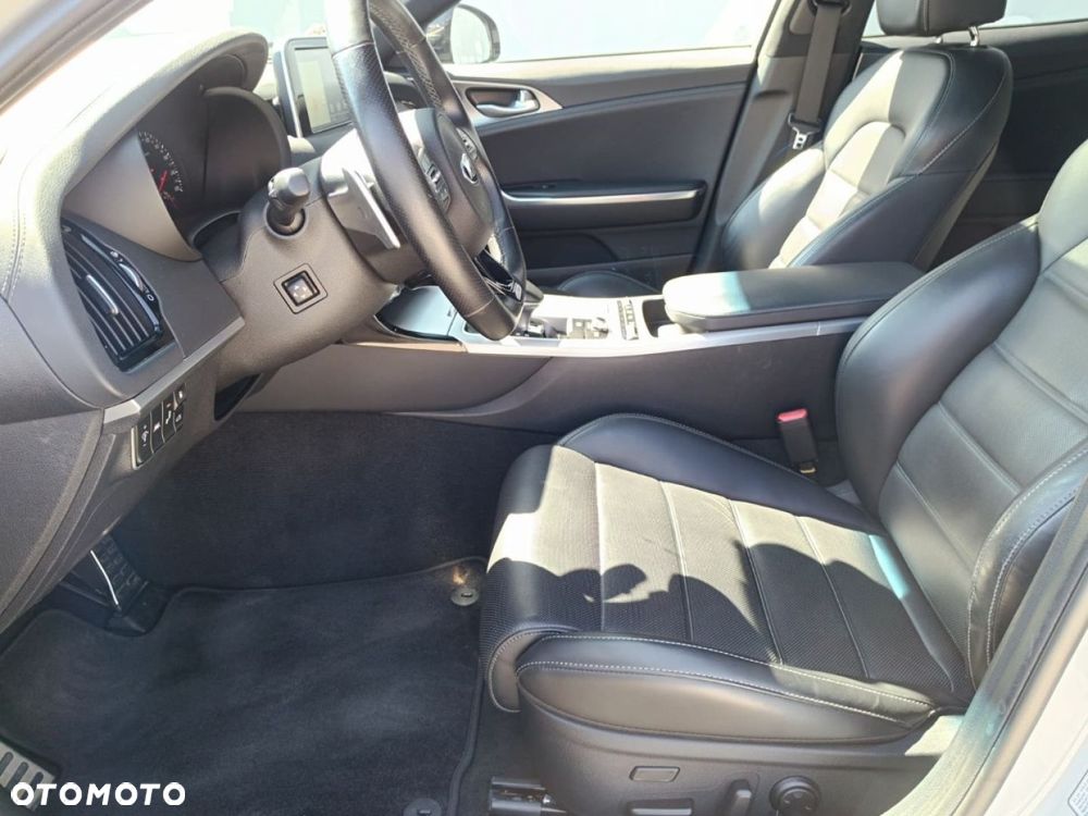 Kia Stinger - 19