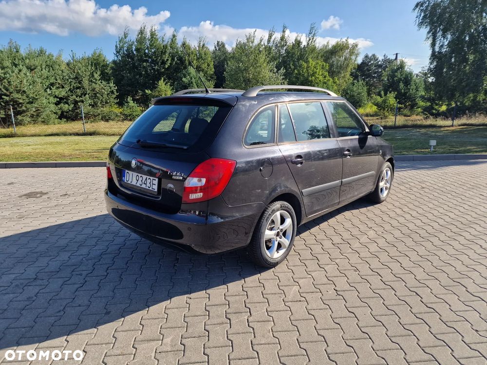Skoda Fabia 1.4 16V Ambiente - 6