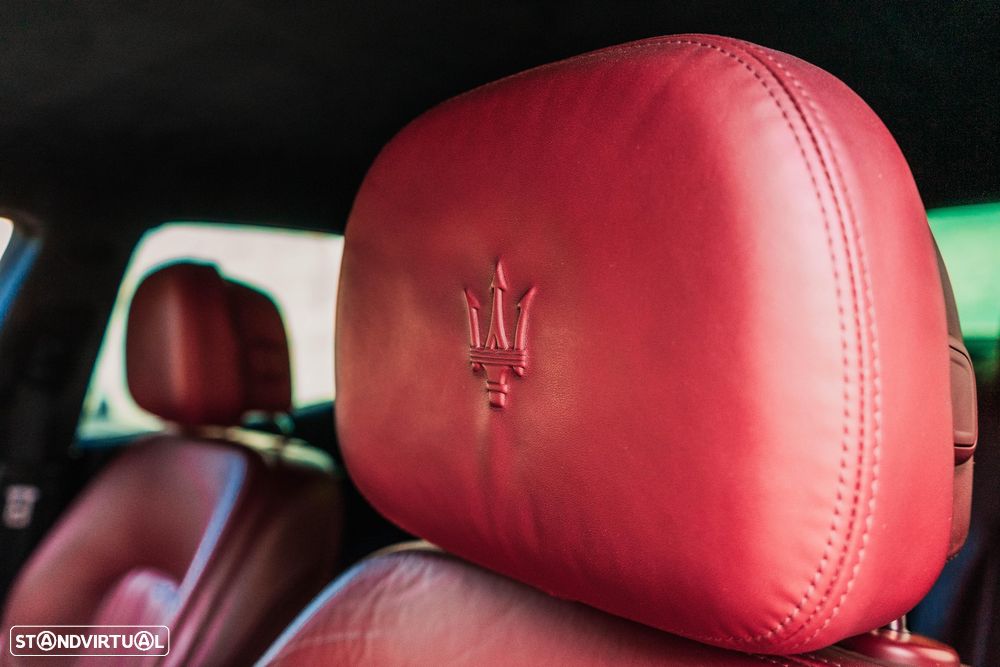 Maserati Ghibli 3.0 V6 - 12