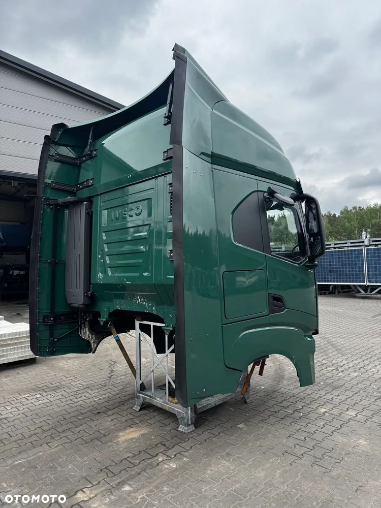 Kompletna kabina sypialna Iveco S-Way Euro 6 - 3