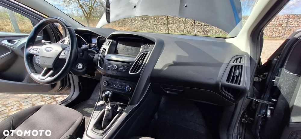 Ford Focus 1.0 EcoBoost Edition - 19