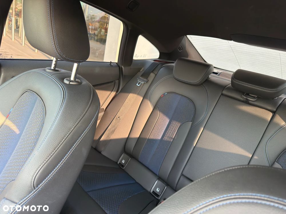 BMW Seria 2 218i - 34