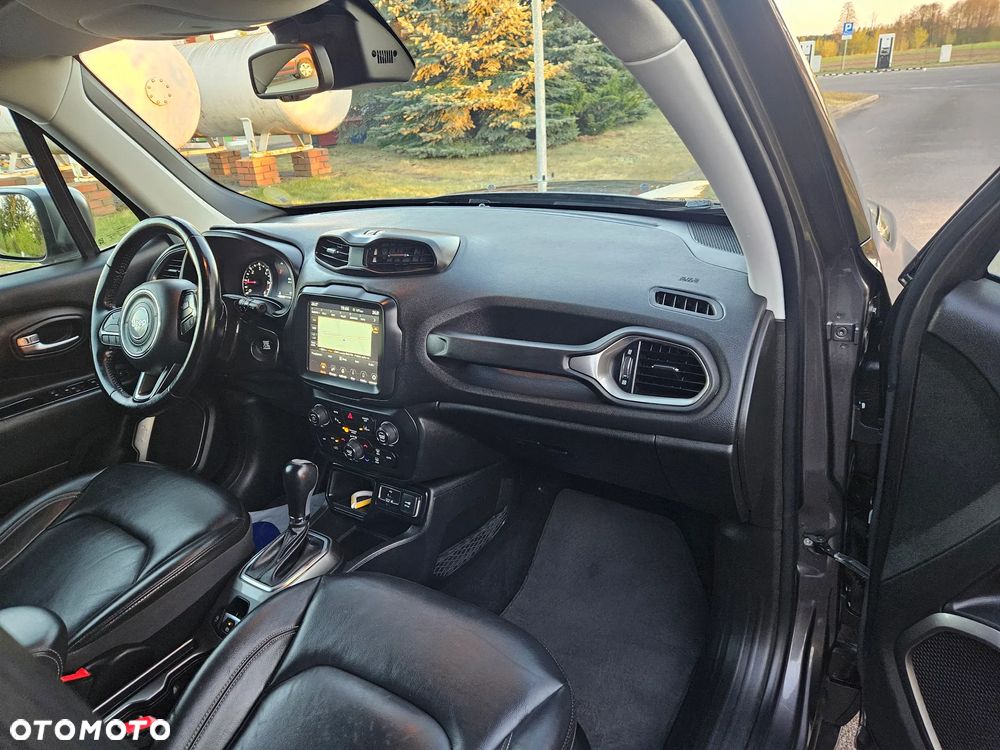 Jeep Renegade 1.6 MultiJet DSG Limited - 27