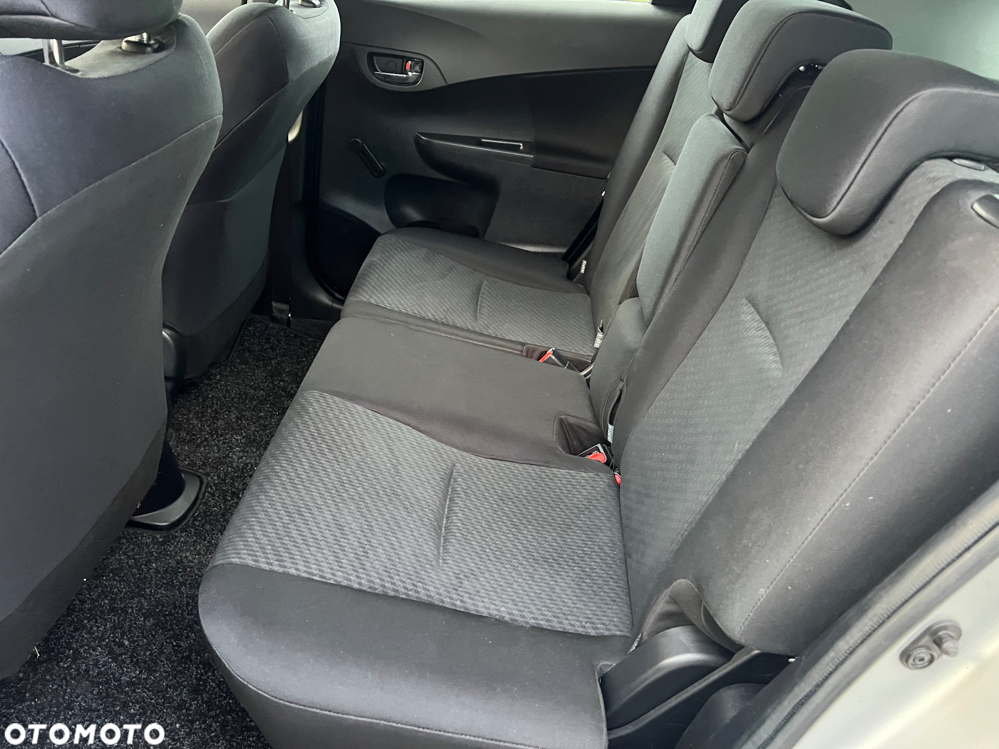 Toyota Verso S 1.33 Premium - 12