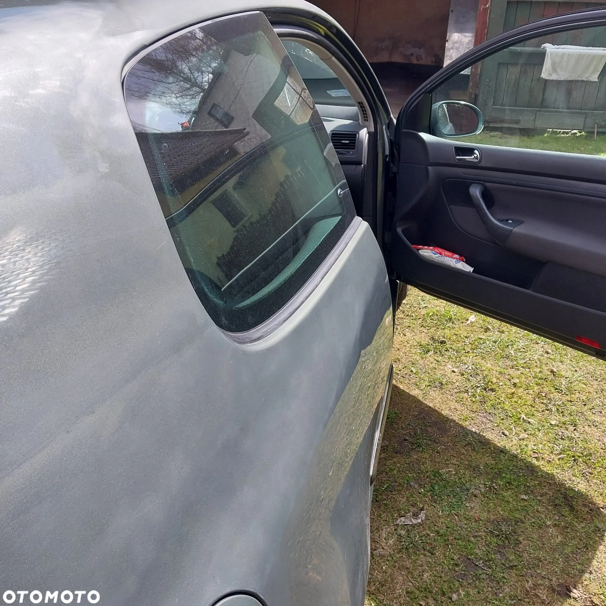Volkswagen Golf - 5