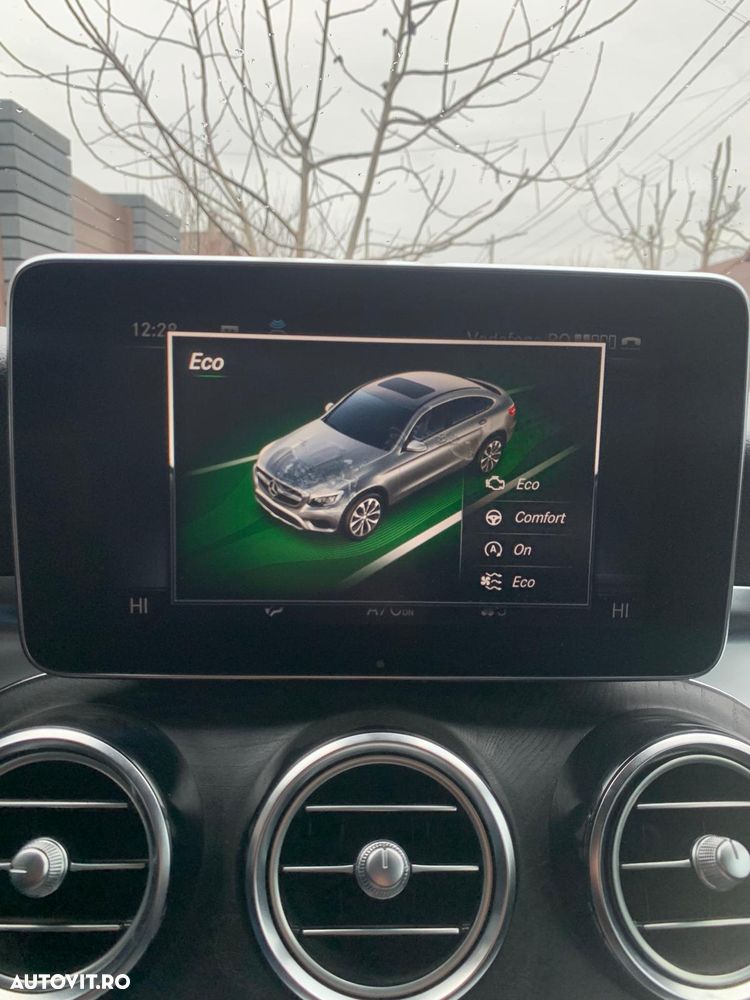 Mercedes-Benz GLC Coupe 220 d 4Matic 9G-TRONIC AMG Line - 14