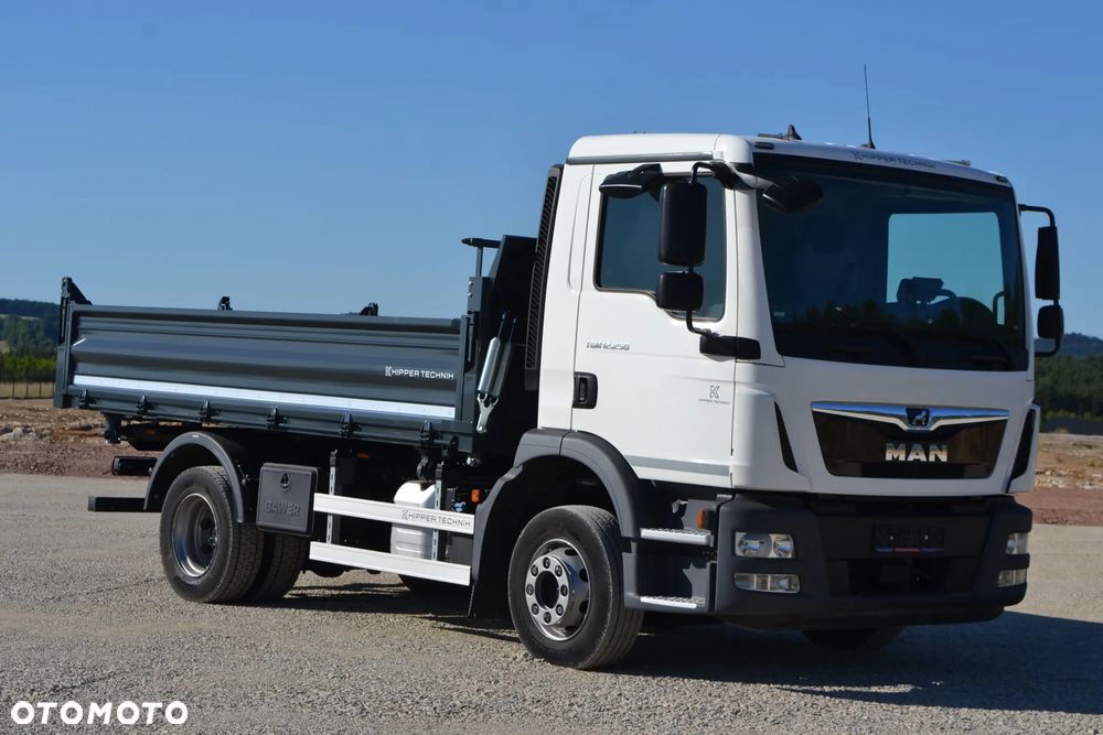 MAN TGM 15.290 Nowy 3-stronny WYWROT Kiper Wywrotka Blokada mostu Duża ładowność - 9