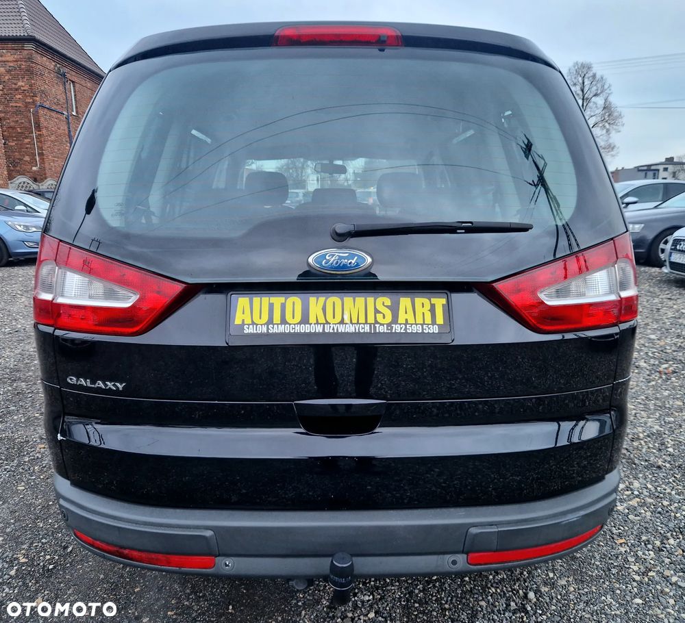 Ford Galaxy - 8