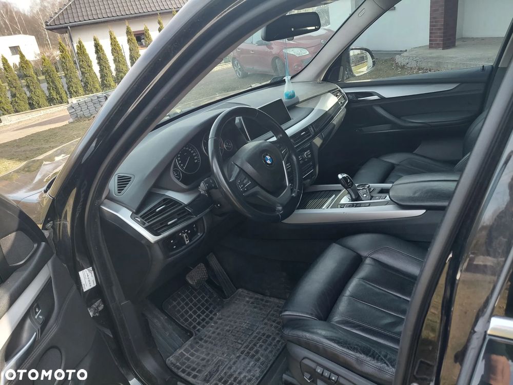 BMW X5 xDrive30d Sport-Aut - 23