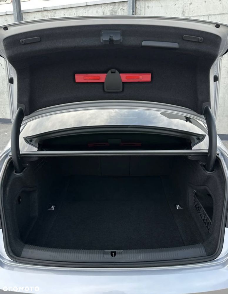 Audi A4 Limousine 3.0 TDI Quattro S tronic - 11