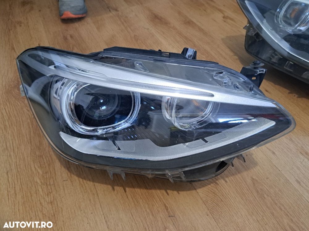 Far Dreapta BMW Seria 1 F20 F21 – AHL-Xenon (Dynamic Drive) – Original HELLA – Sticlă Spartă - 1