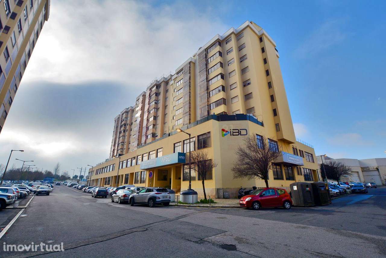 Loja Quinta do Patrimonio/Sacavem - Grande imagem: 2/13