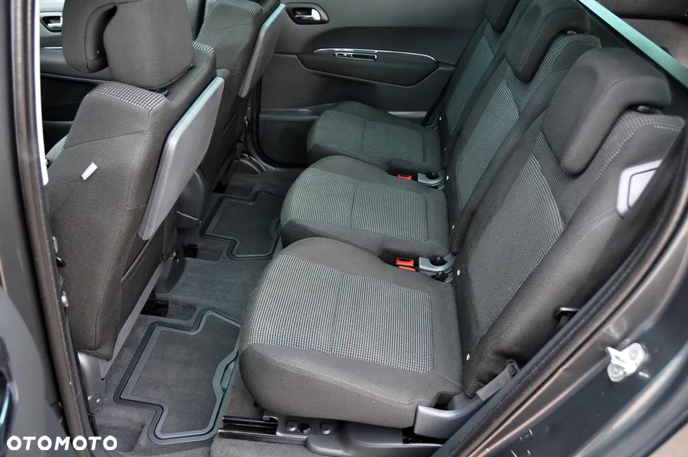 Peugeot 5008 1.6 Active 7os - 12