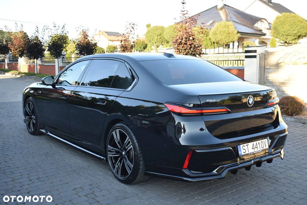 BMW Seria 7 740d xDrive mHEV Individual Edition sport - 5