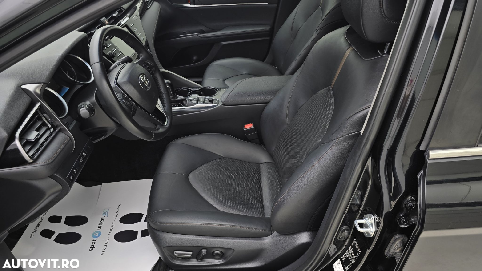 Toyota Camry - 12