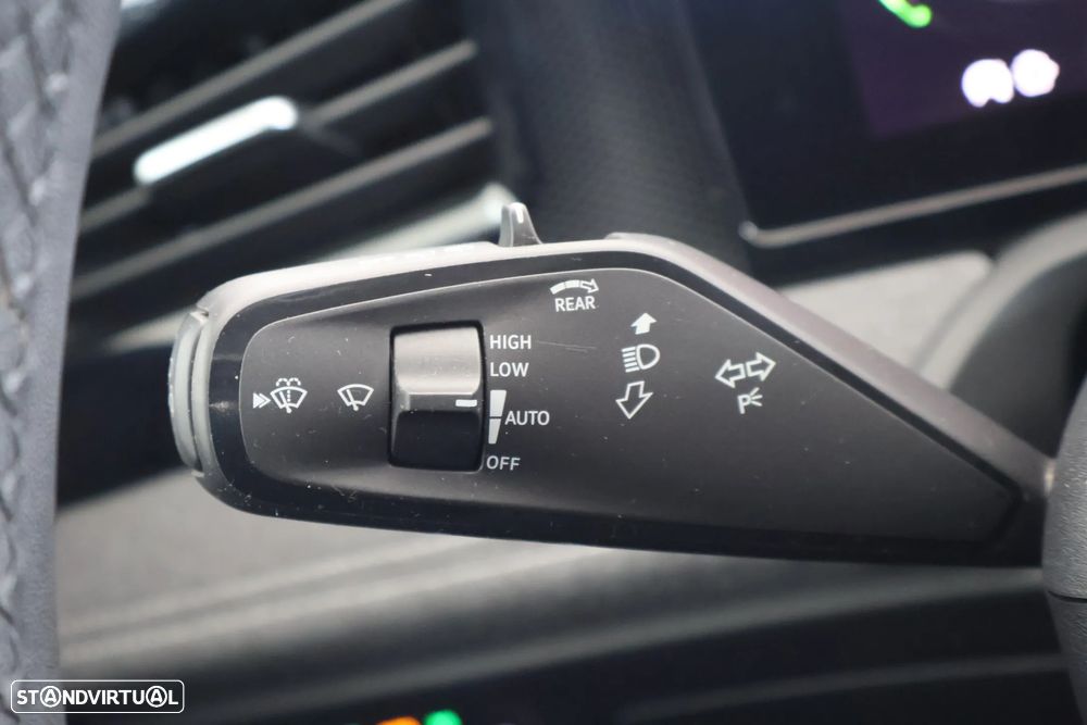 VW Passat Variant 1.5 TSI eHybrid Business DSG - 22