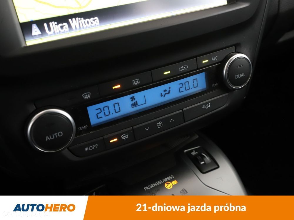 Toyota Avensis 1.8 Business Edition - 26