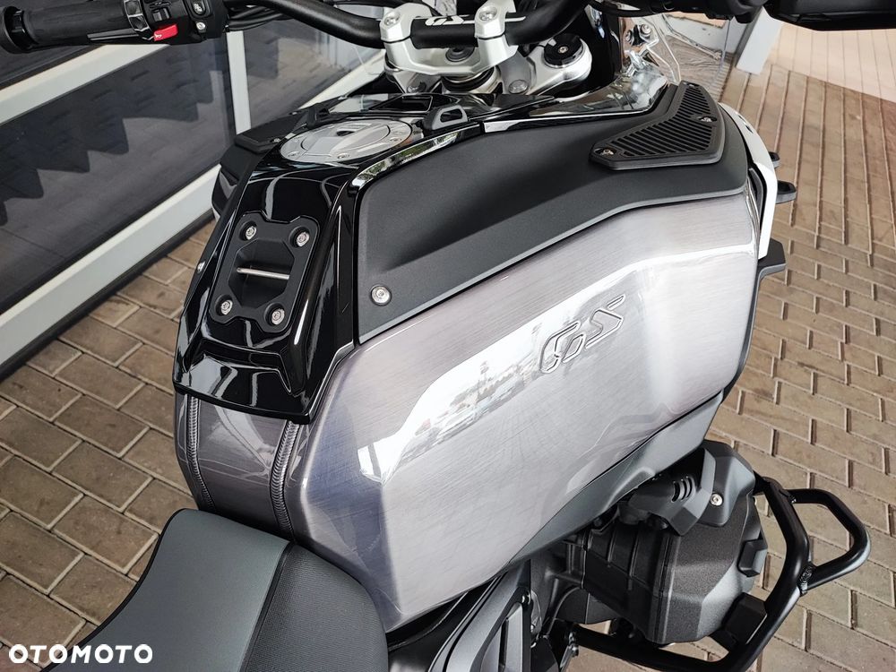 BMW R - 11