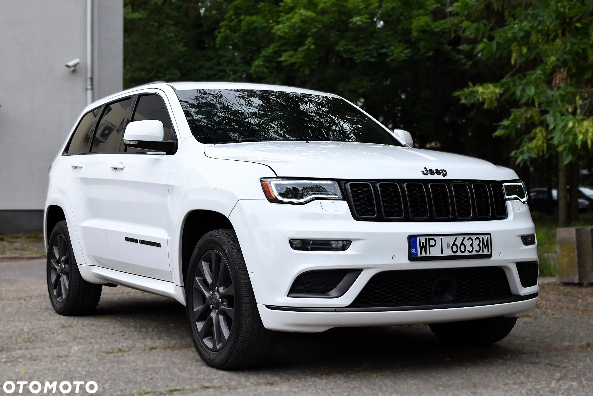 Jeep Grand Cherokee - 13