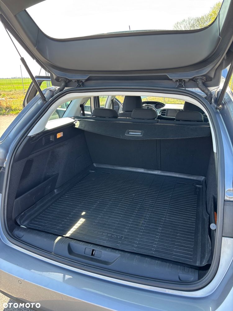 Peugeot 308 1.2 PureTech Active S&S - 10