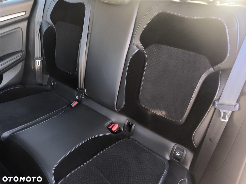 Renault Megane 1.5 Blue dCi Intens - 17