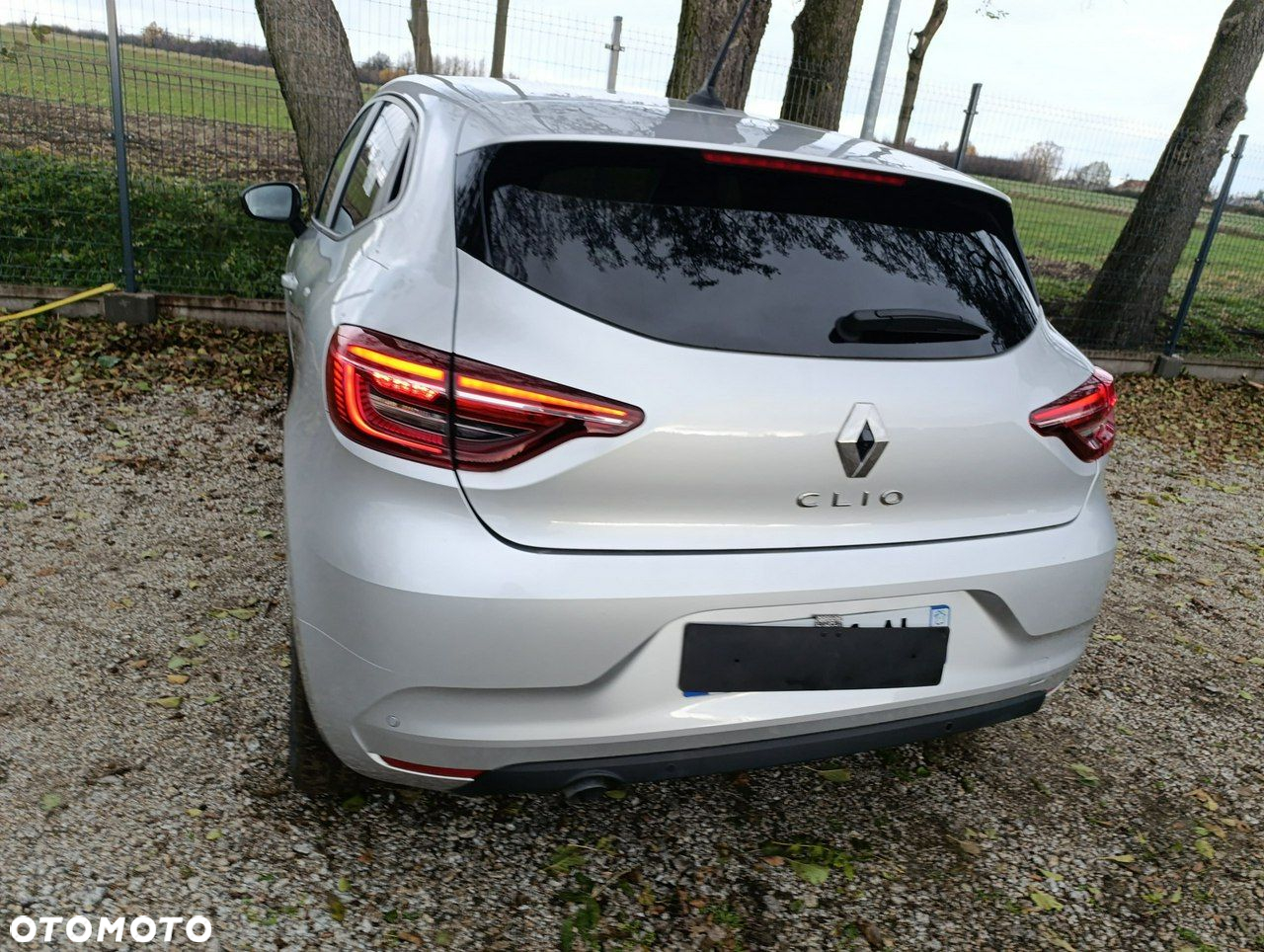 Renault Clio - 26