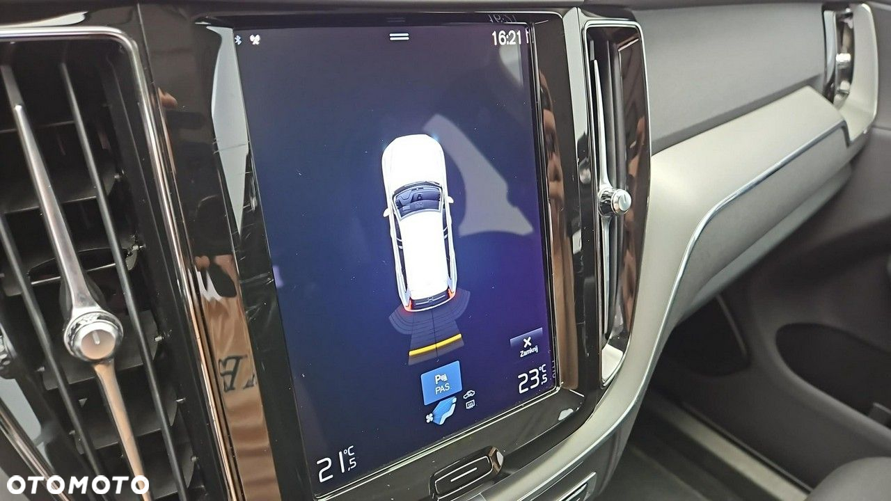Volvo XC 60 - 21