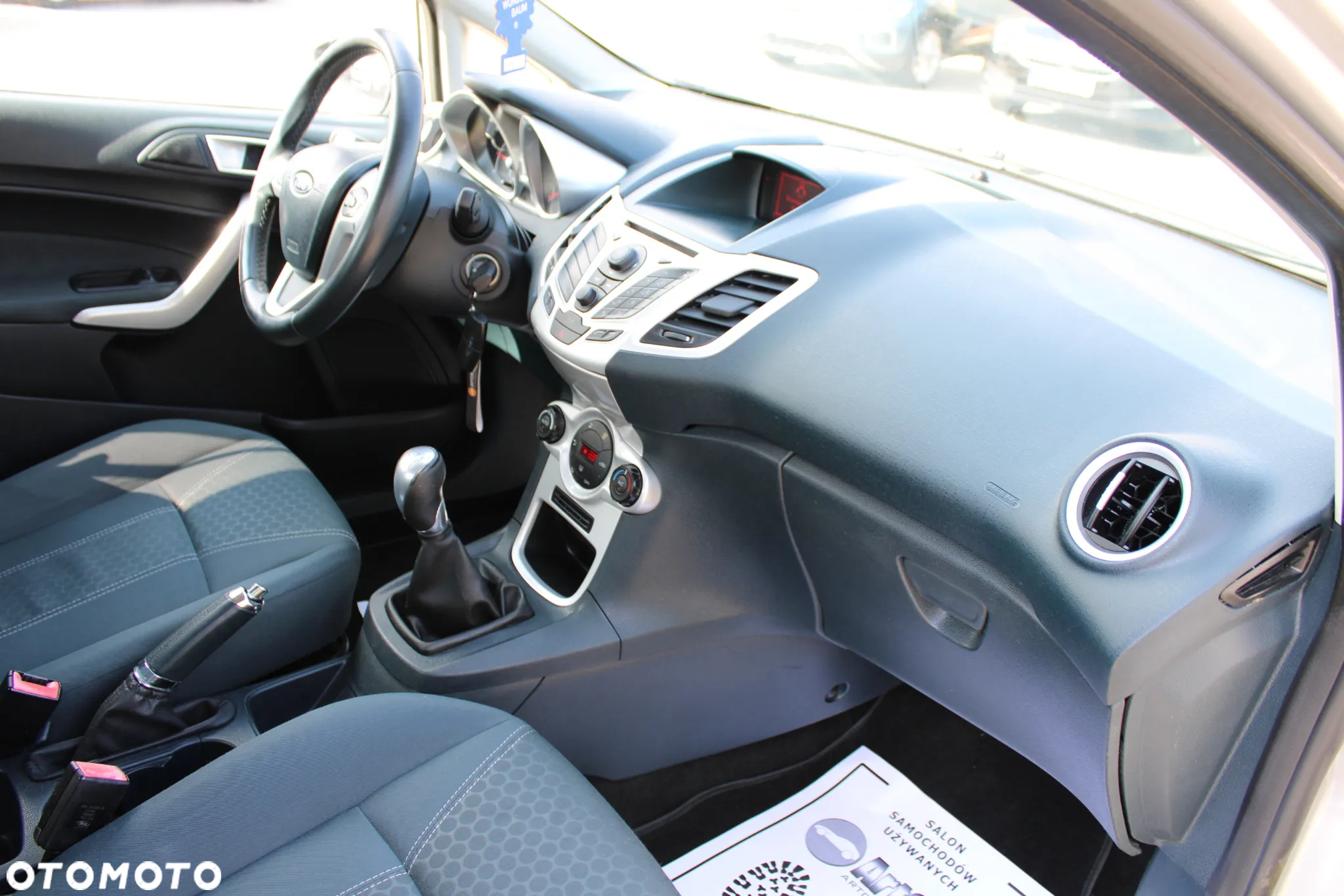 Ford Fiesta 1.6 TDCi DPF Trend - 26