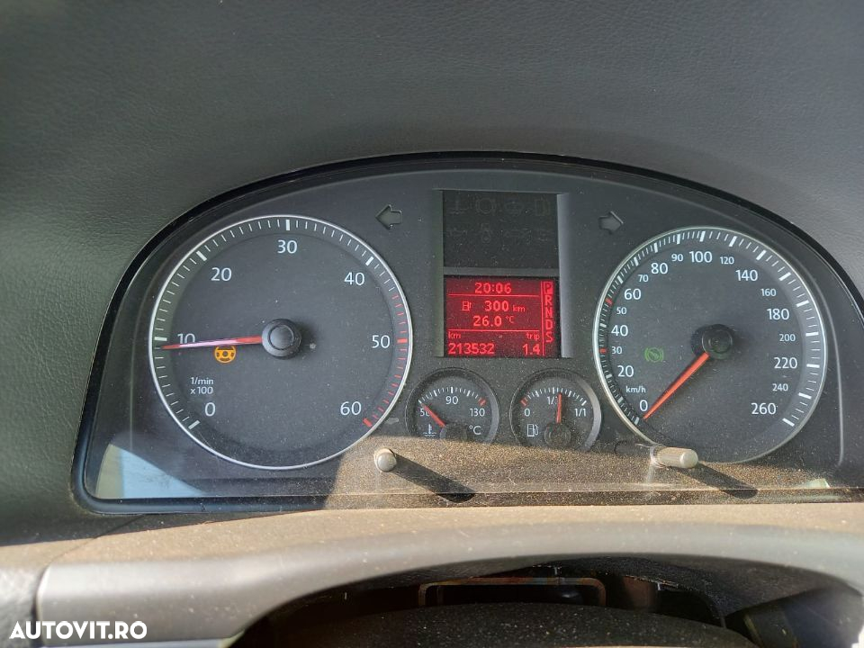 Dezmembrari Volkswagen touran 1.9 TDi DSG - 15