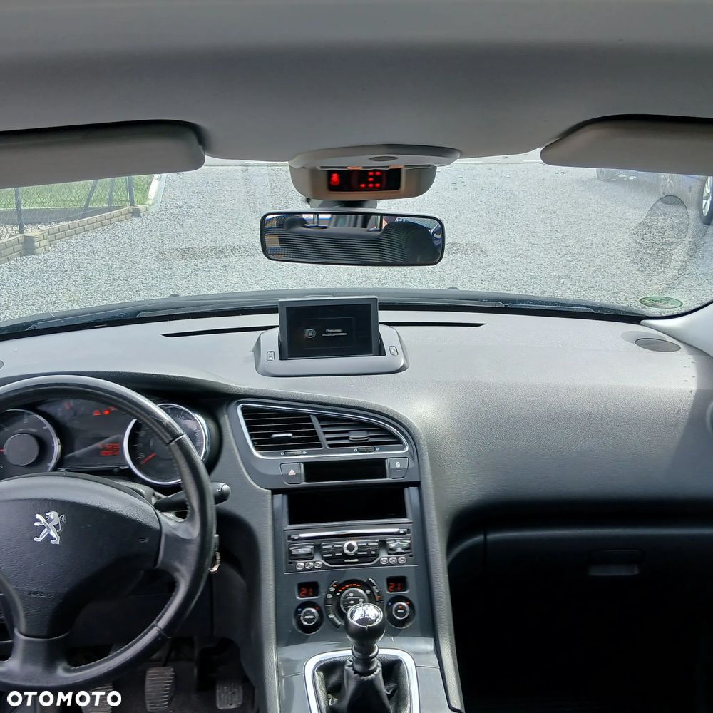 Peugeot 5008 1.6 BlueHDi Active 7os - 16