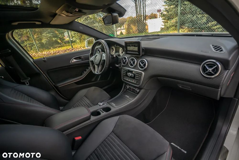 Mercedes-Benz Klasa A 200 CDI 4Matic 7G-DCT AMG Line - 17