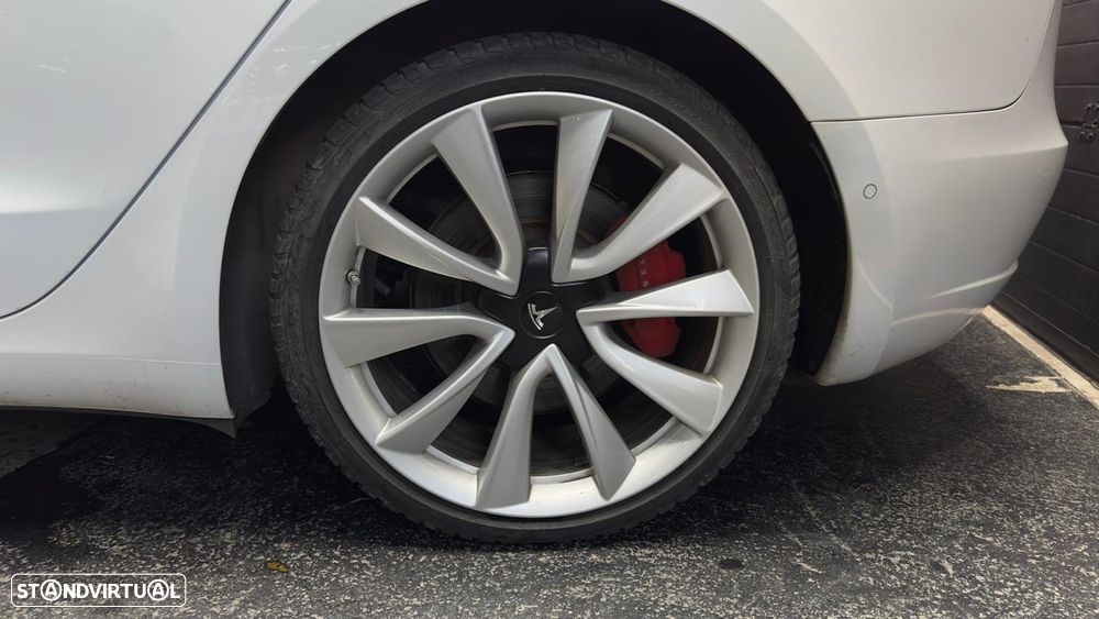 Tesla Model 3 Performance Dual Motor AWD - 2