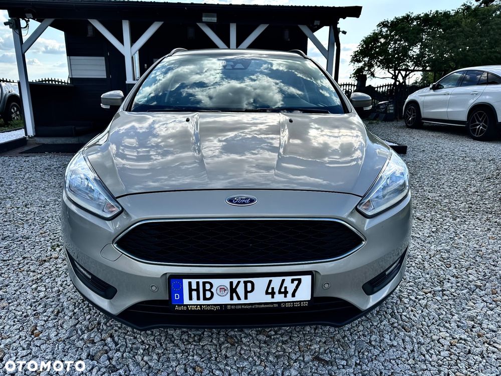 Ford Focus 1.0 EcoBoost Start-Stopp-System TITANIUM STYLE - 2