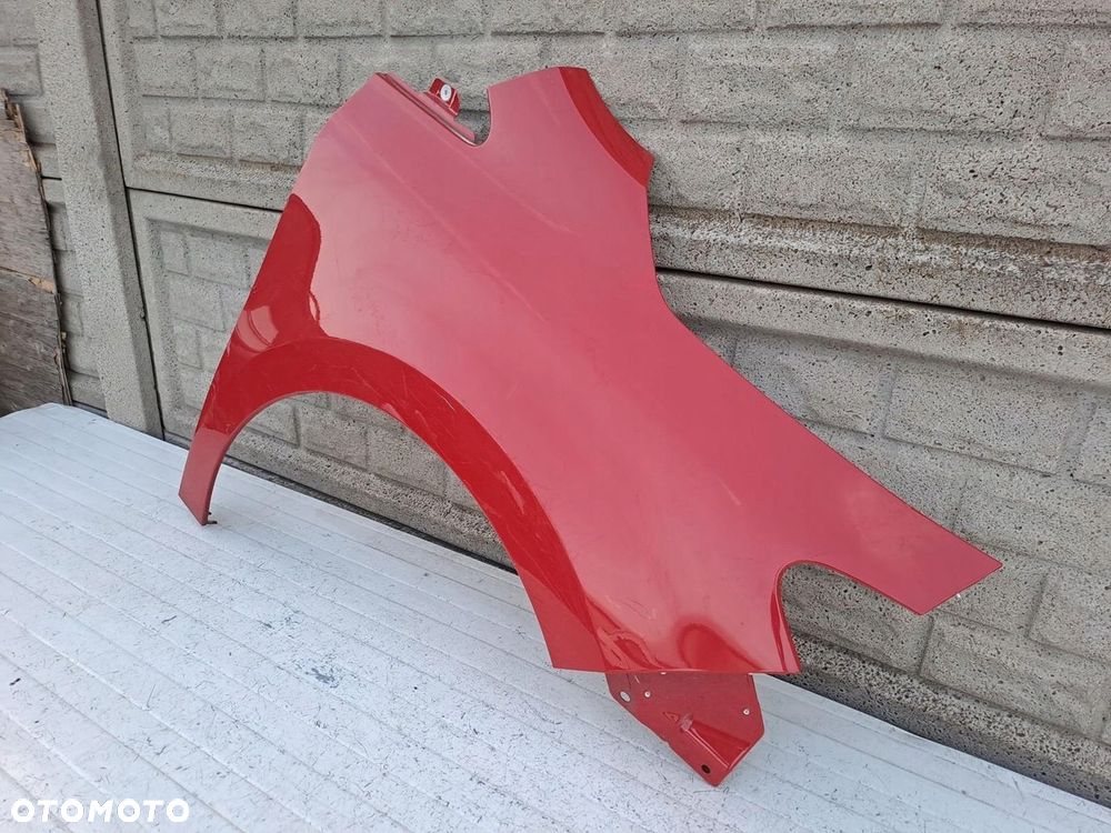 MERCEDES CITAN W420 2022- BŁOTNIK PRAWY - 2