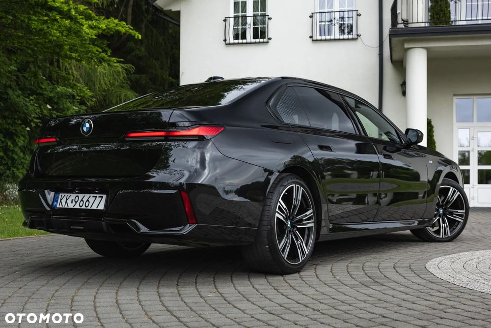 BMW Seria 7 - 13